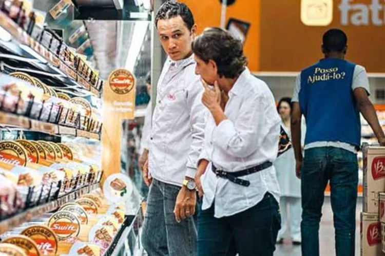 
	Loja do Walmart: companhia&nbsp;enxerga um crescimento no faturamento do Brasil no ano superior ao registrado em 2013
 (Germano Lüders/EXAME)