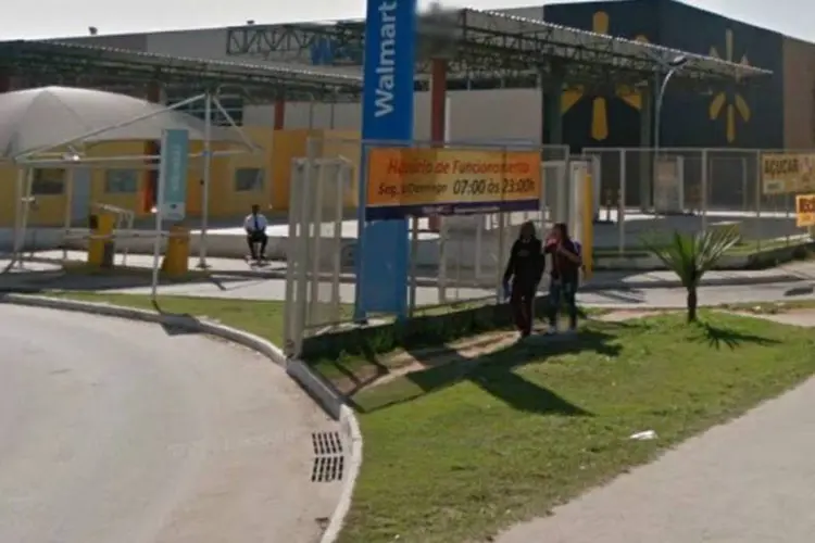 Walmart Campinho, no Rio: loja está na lista das 25 que serão fechadas em breve pela rede (Reprodução/Street View)