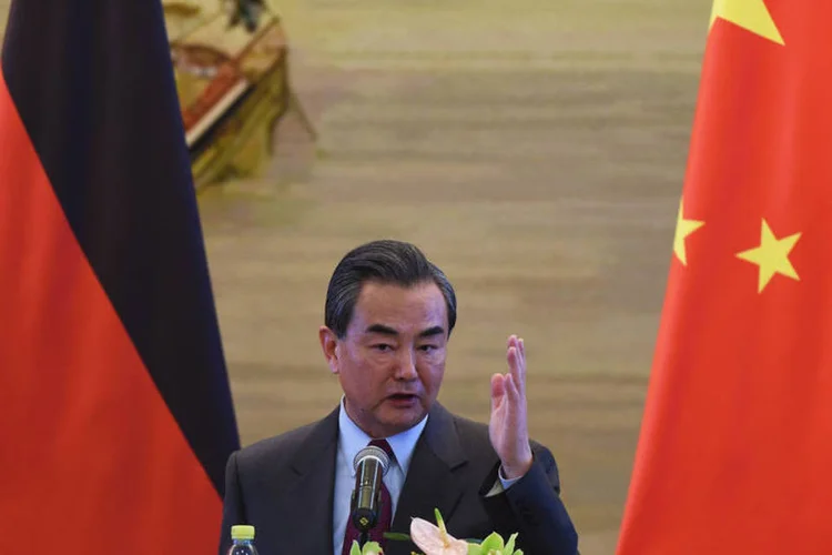 
	Wang Yi: trata-se da primeira vez que o governo chin&ecirc;s se pronuncia sobre o esc&acirc;ndalo, depois de v&aacute;rios dias sem nenhum coment&aacute;rio a respeito
 (Greg Baker / Reuters)