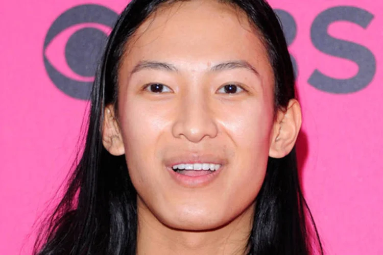 Alexander Wang, de 28 anos, ganhou no ano passado cerca de US$ 25 milhões e atualmente é um dos estilistas mais conhecidos de Nova York (Andrew H. Walker/Getty Images)