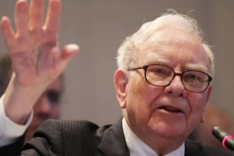 Buffett recomendou investimento em ações e não em titulos públicos no evento da terça-feira (.)