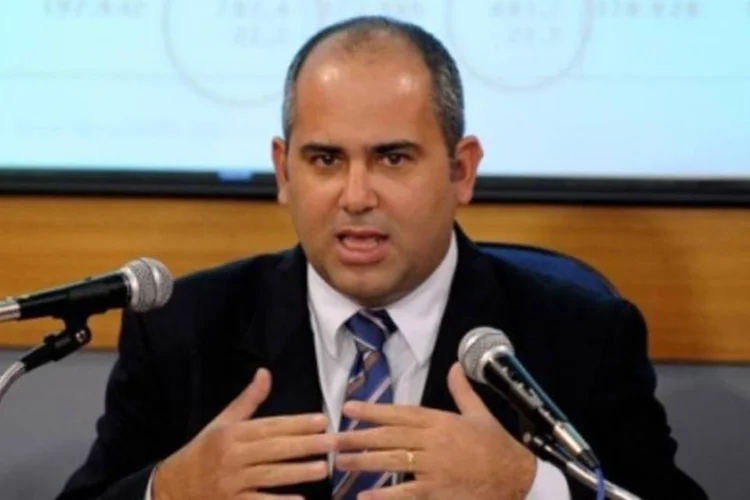 O secretário de Comércio Exterior do Ministérios do Desenvolvimento, Indústria e Comércio Exterior (MDIC), Welber Barral, durante entrevista coletiva onde apresentou o desempenho da balança comercial de 2009