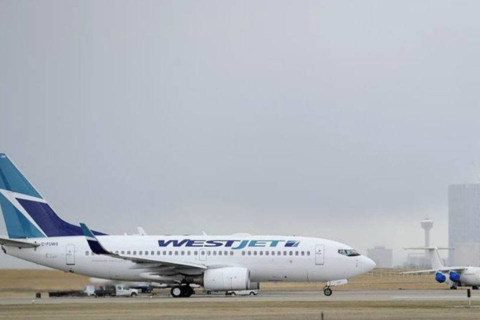 Avião da WestJet derrapa ao pousar em Montreal