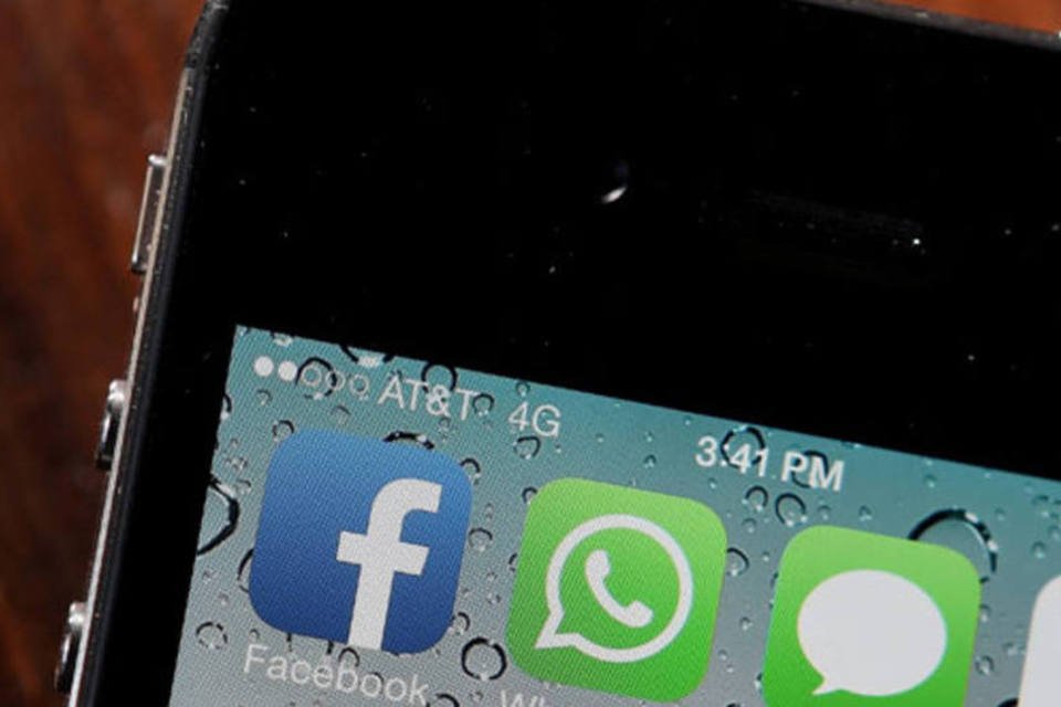Compra de WhatsApp pelo Facebook pode ser ação defensiva