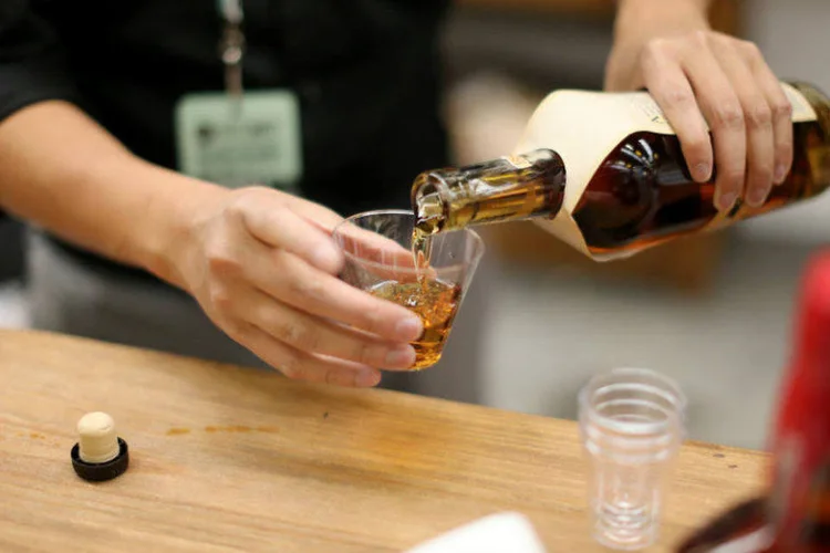 Drogas: Levantamento da Fioruz sobre uso de álcool e substâncias ilícitas entre brasileiros mapeou nível de consumo pela população (Neilson Barnard / NYCWFF/Getty Images)