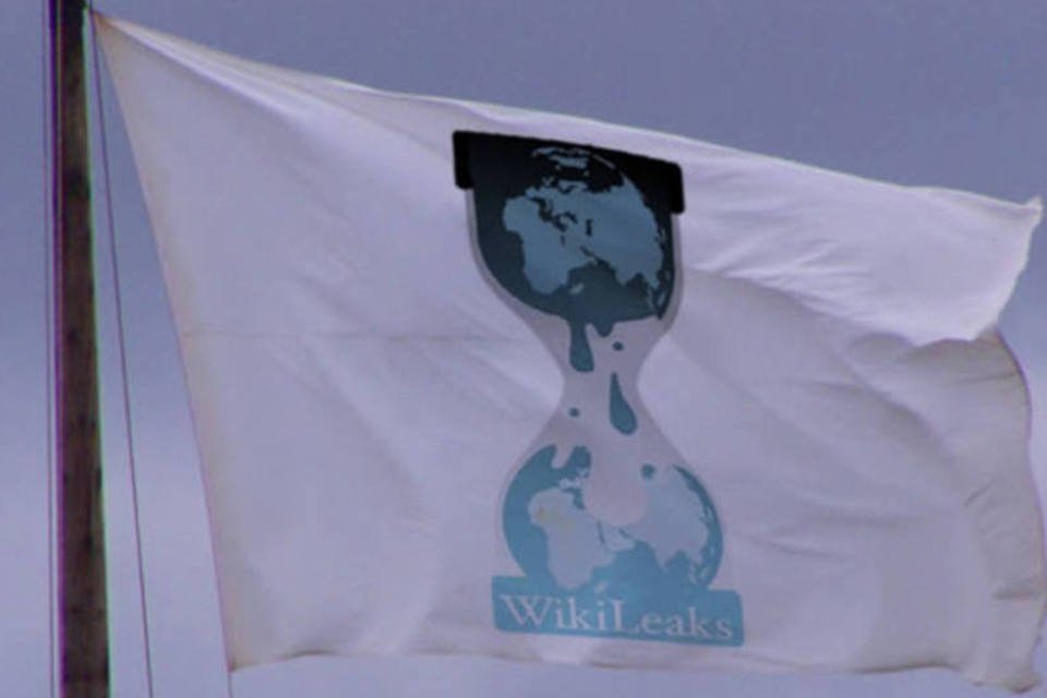 Twitter terá de fornecer dados do WikiLeaks