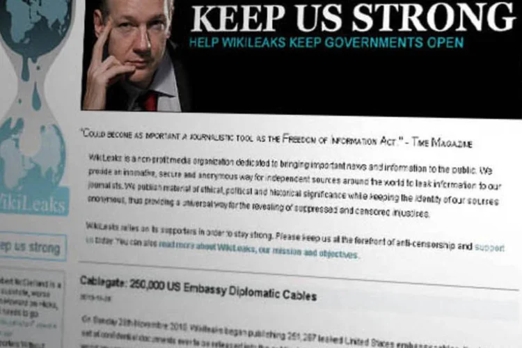 Site migrou para servidor suíço depois de ser retirado do ar por duas empresas norte-americanas (Reprodução/WikiLeaks)