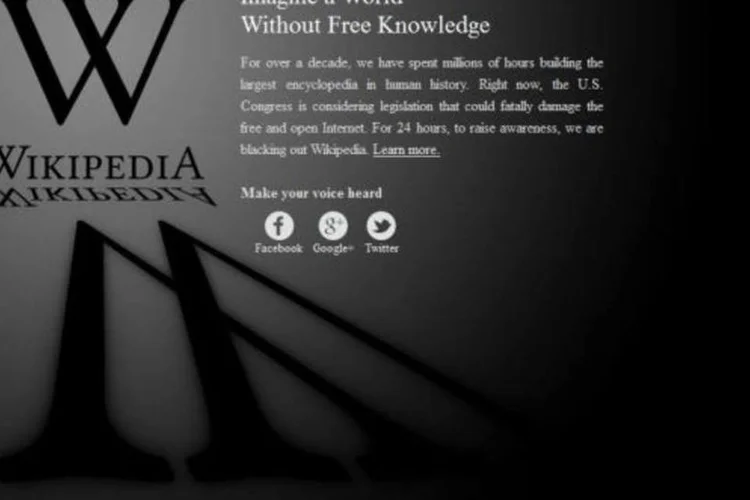 A Wikipedia avisa que a nova lei pode acabar milhões de horas gastas na construção "da maior enciclopédia da história humana" (Reprodução/Wikipedia)