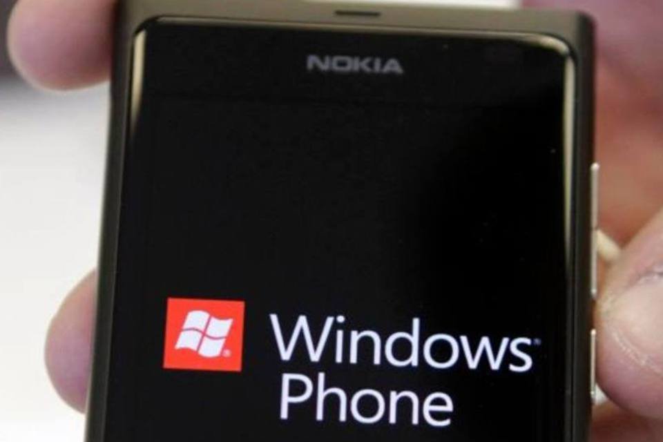Nokia promete para breve novo smartphone com Windows