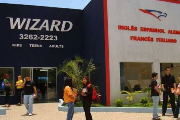 
	Campus Wizard: o objetivo do grupo brit&acirc;nico de m&iacute;dia e educa&ccedil;&atilde;o com essa aquisi&ccedil;&atilde;o &eacute; fortalecer sua presen&ccedil;a no pa&iacute;s
 (Divulgação/Wizard)