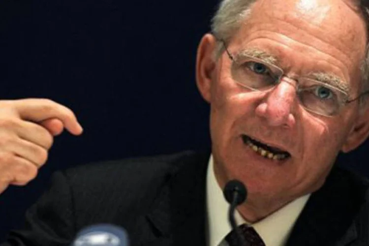 
	Wolfgang Sch&auml;uble: o ministro alem&atilde;o argumentou que&nbsp;&quot;custa tempo&quot;&nbsp;reestruturar uma administra&ccedil;&atilde;o p&uacute;blica para torn&aacute;-la eficiente e compat&iacute;vel com a UE
 (Philippe Lopez/AFP)