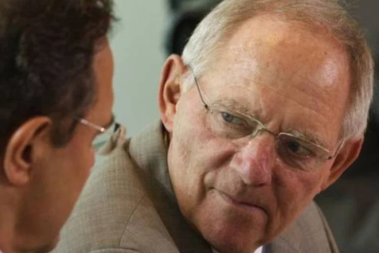 
	Ministro Wolfgang Schaeuble: &quot;quando voc&ecirc; pensa no excesso de liquidez dos mercados, ele &eacute; alimentado por um entendimento errado da pol&iacute;tica do banco central&quot;, disse
 (Thomas Peter/Reuters)