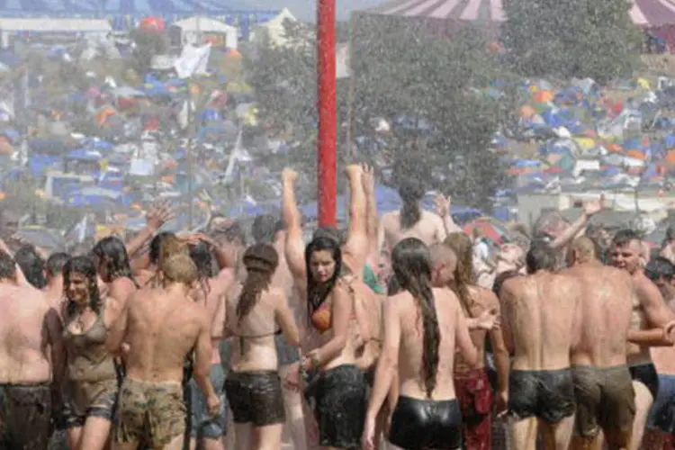 O festival Przystanek Woodstock, mais conhecido como o "Woodstock polonês": desde o início da semana, milhares de jovens, em sua maioria poloneses e alemães, chegam em Kostrzyn para desfrutar dos três dias de shows do festival. (GettyImages)