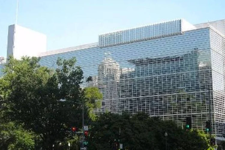 Banco Mundial aceita aumentar poder de voto de nações emergente (.)