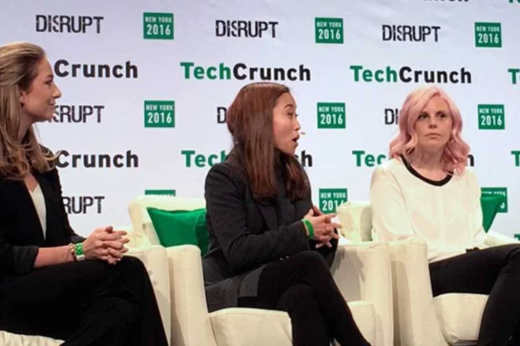 Whitney Wolfe, Dawoon Kang e Robyn Exton: mulheres no comando dos apps de relacionamento (Ricardo Sudario / Exame.com)