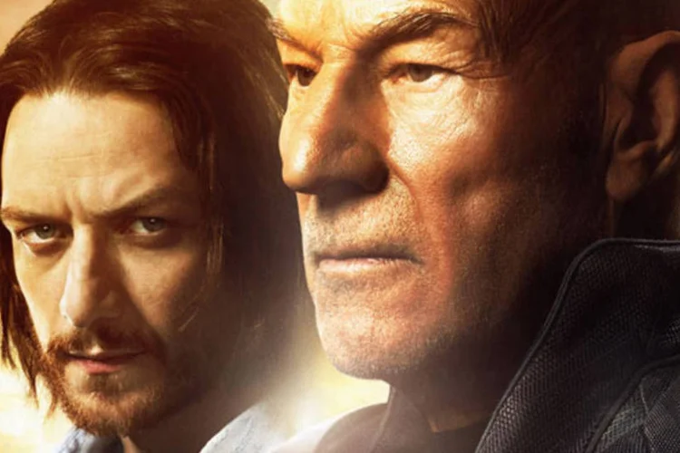 James McAvoy (esq.) e Patrick Stewart interpretam o Professor Xavier em diferentes fases, no novo filme (Divulgação / Fox Film)