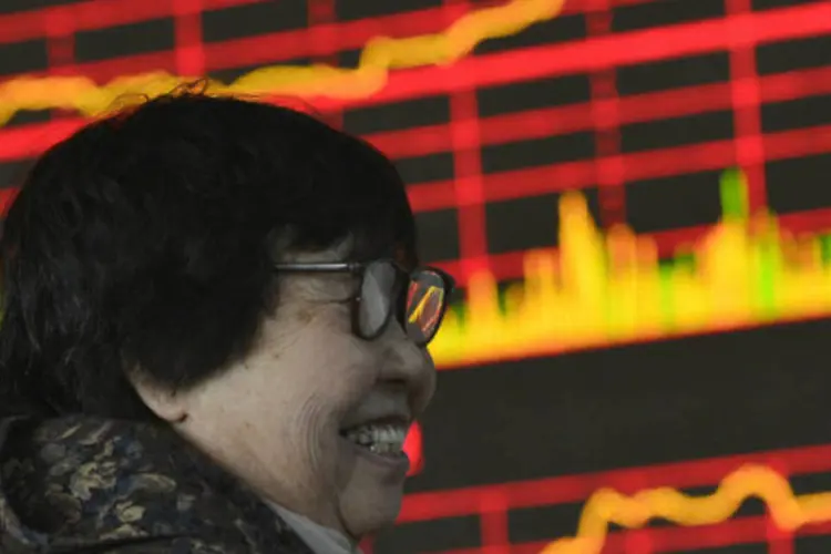 
	Bolsa de Xangai: o &iacute;ndice Xangai Composto ganhou 1,2% e encerrou o preg&atilde;o aos 2.123,11 pontos
 (REUTERS/Stringer)