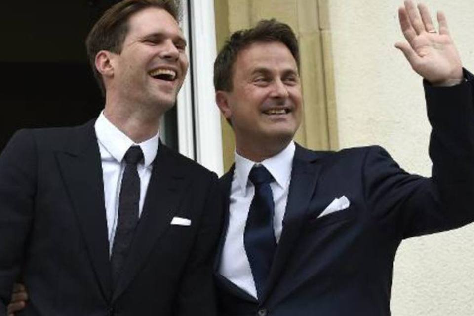 Primeiro-ministro de Luxemburgo se casa com arquiteto belga