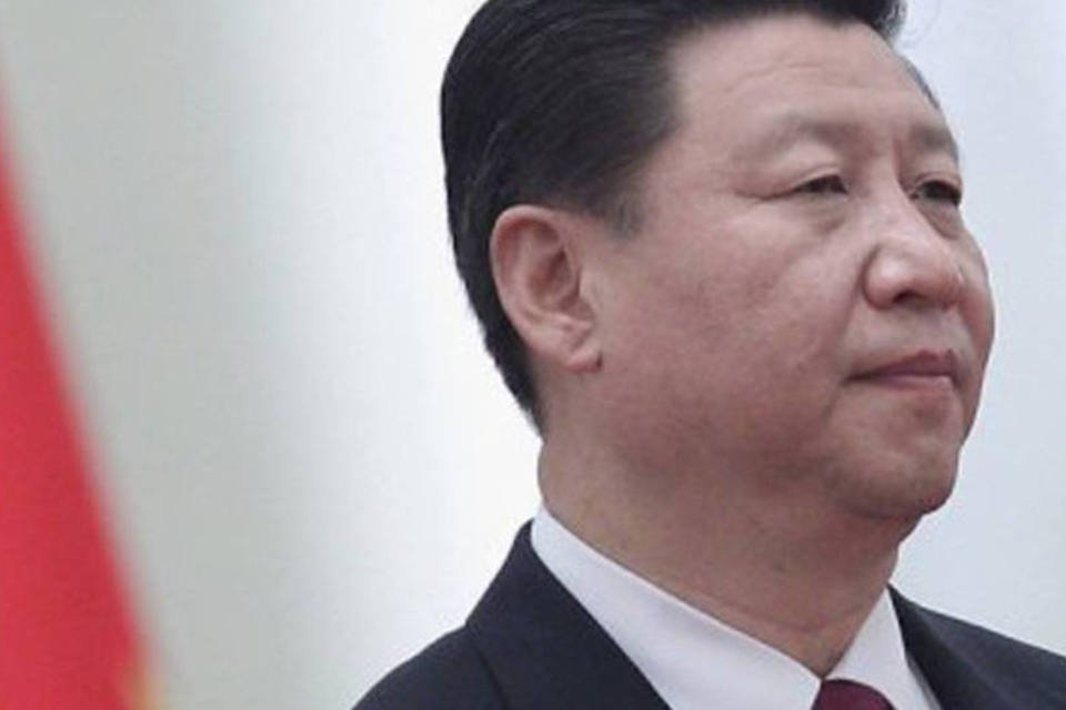 Novo presidente chinês promete manter-se firme no comunismo