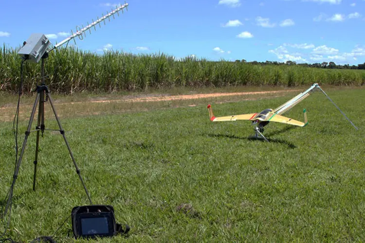 
	Drone: as aeronaves n&atilde;o tripuladas ajudam a monitorar planta&ccedil;&otilde;es
 (Divulgação/XMobots)
