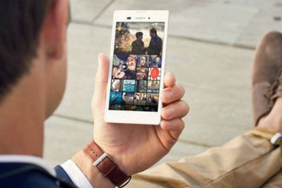 Sony Xperia T3 combina design fino e tela de 5,3 polegadas