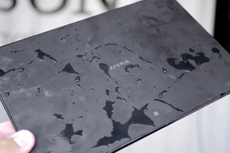 Sony Xperia Z: o Xperia Z2 deve ser anunciado na MWC, que começa na próxima segunda-feira (Divulgação/Sony)