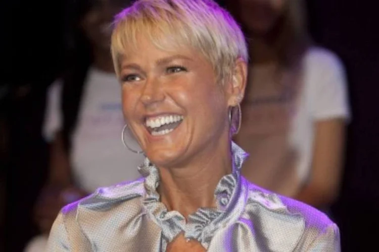 
	Xuxa: o interesse demonstrado pela apresentadora na busca de um formato tem surpreendido a dire&ccedil;&atilde;o da Record
 (.)