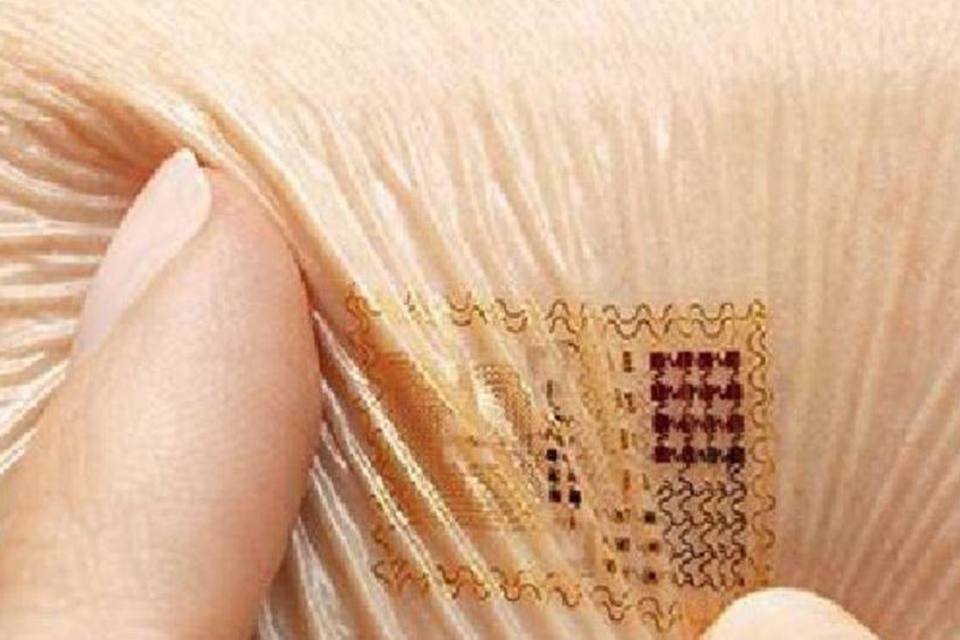Motorola cria tatuagem que funciona como senha de smartphone