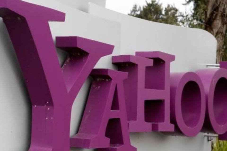 Receita do Yahoo tem leve queda no quarto trimestre