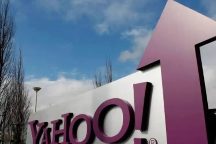 Ação "Adicione o canal Adotar é tudo de bom no Yahoo! ao seus favoritos" vem em formato totalmente interativo (.)