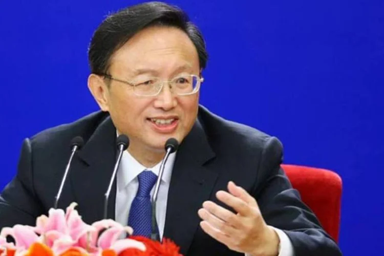 O ministro das Relações Exteriores Yang Jiechi: Brasil deve “ser o principal aliado da China na reconstrução da Líbia” (Feng Li/Getty Images)