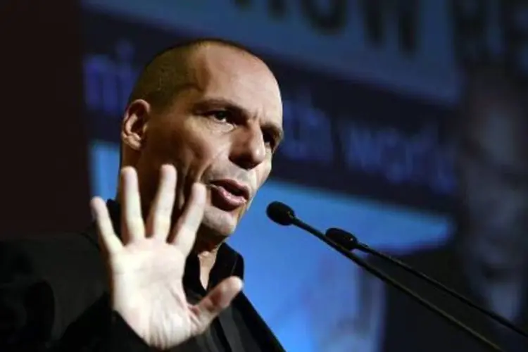 O ministro das Finanças grego, Yianis Varoufakis, participa de uma entrevista coletiva em Atenas (Louisa Gouliamaki/AFP)