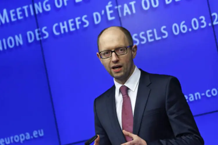 
	Arseny Yatseniuk: &quot;est&aacute; claro que tentativas de desestabilizar a situa&ccedil;&atilde;o v&atilde;o continuar e ser&atilde;o provocadas pelo lado russo&quot;
 (Yves Herman/Reuters)