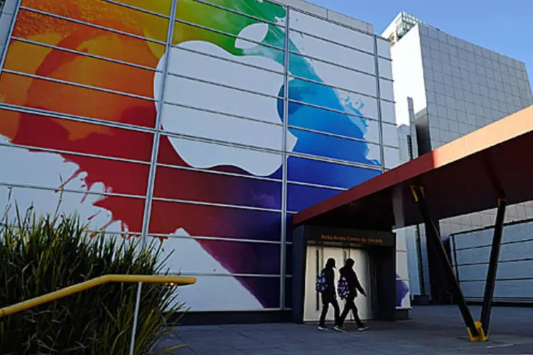 O Yerba Buena Center for the Arts, em São Francisco, já está preparado para o lançamento do novo iPad, da Apple (Kevork Djansezian / Getty Images)