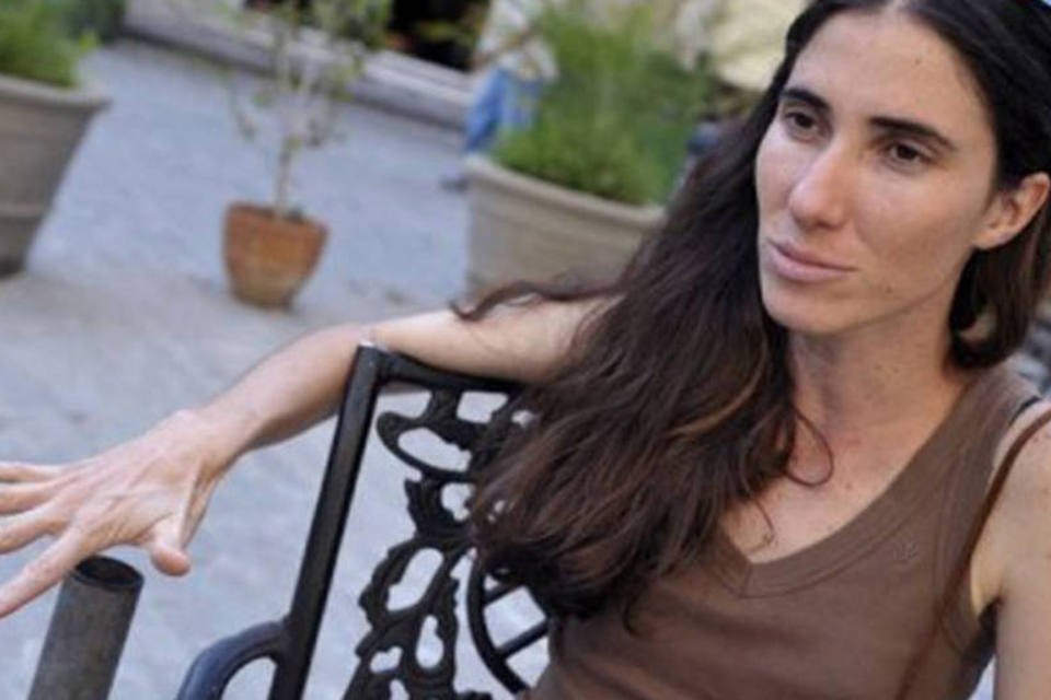 Blogueira cubana Yoani Sánchez é libertada