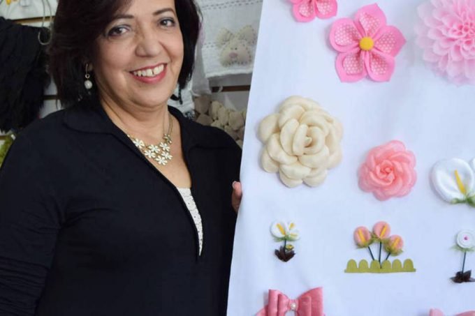 Artesã fatura R$ 2,8 milhões com invenção para costura