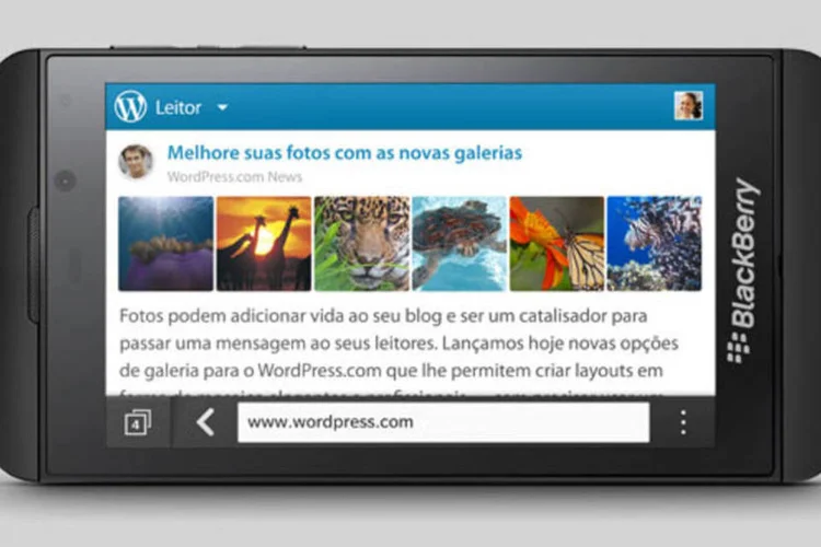 
	O BlackBerry Z10 chega &agrave;s lojas custando 2.449 reais
 (Divulgação)