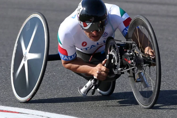 
	Alessandro Zanardi, nos Jogos Paral&iacute;mpicos de Londres
 (Clive Rose/Getty Images)