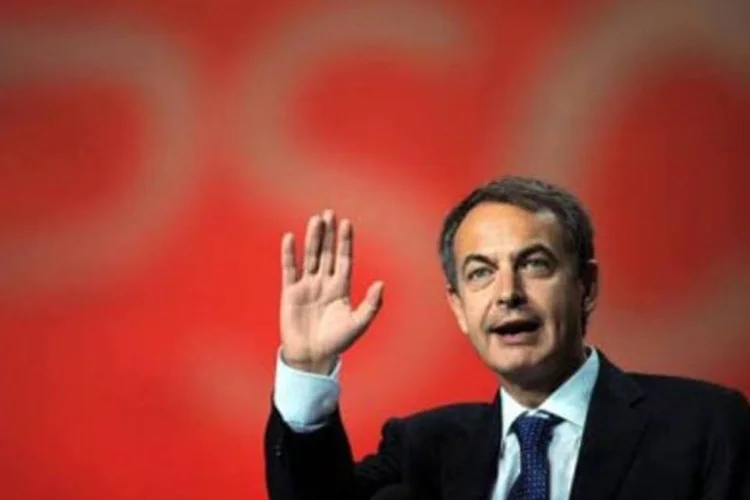 José Zapatero, chefe de governo da Espanha: metas de déficit devem ser cumpridas (Lluis Gene/AFP)