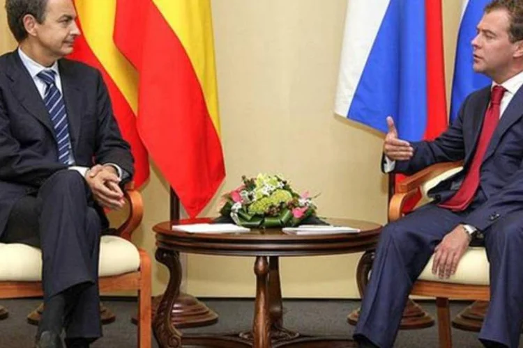 Zapatero, presidente do governo espanhol, e o presidente russo, Dmitri Medvedev (Divulgação/Kremlin)