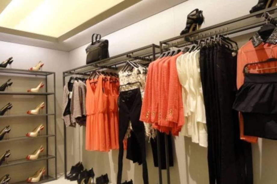Rede de lojas Zara promete vender roupas 100% sustentáveis até