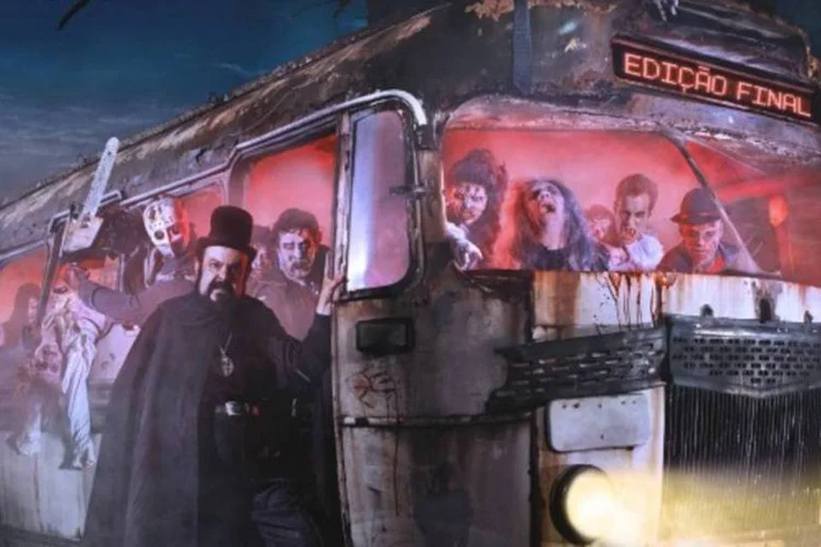 Zé do Caixão: cineasta promove último Noites do Terror do Playcenter (Divulgação)