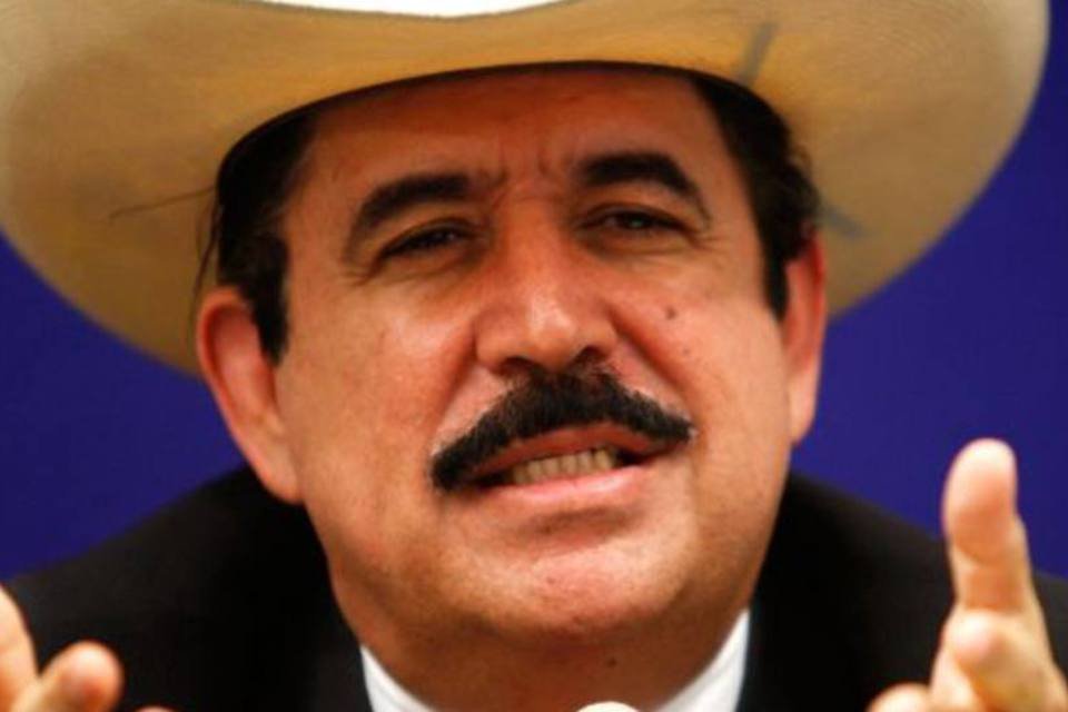Presidente de Honduras sinaliza que deve conceder anistia a Zelaya