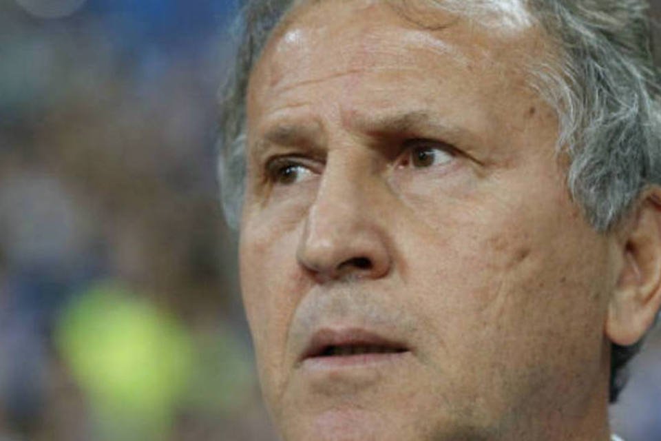 Maracanã precisava da reforma, diz Zico