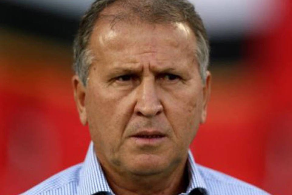 Zico diz que CBF nada faz pelo futebol brasileiro