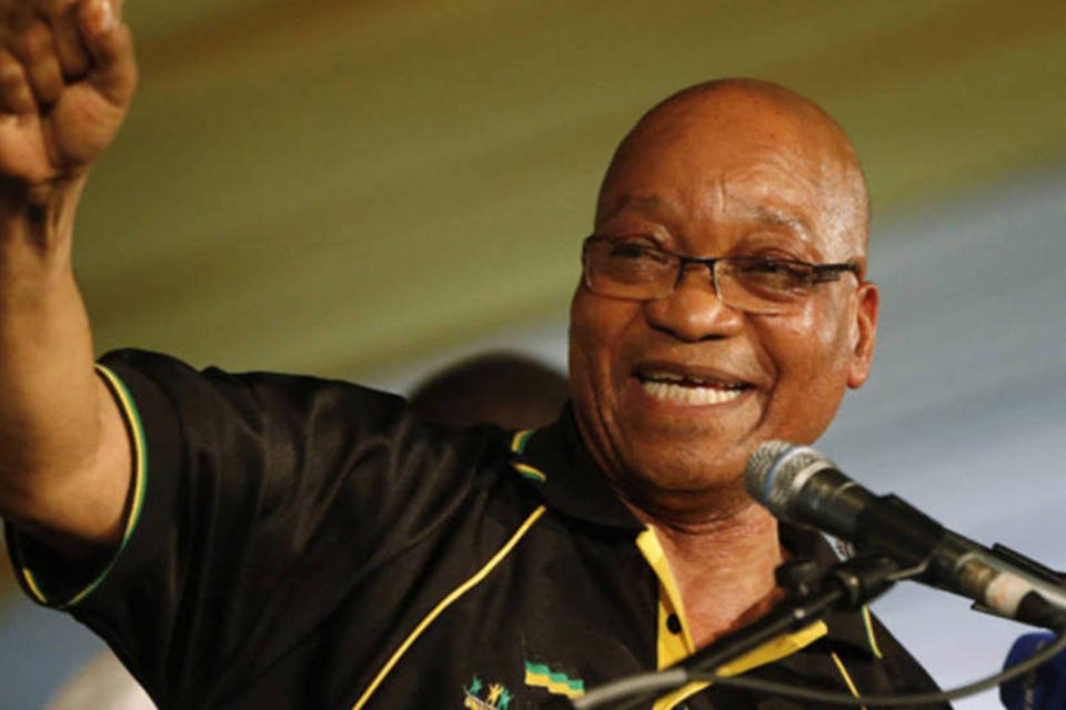 Presidente sul-africano Zuma é reeleito líder do CNA