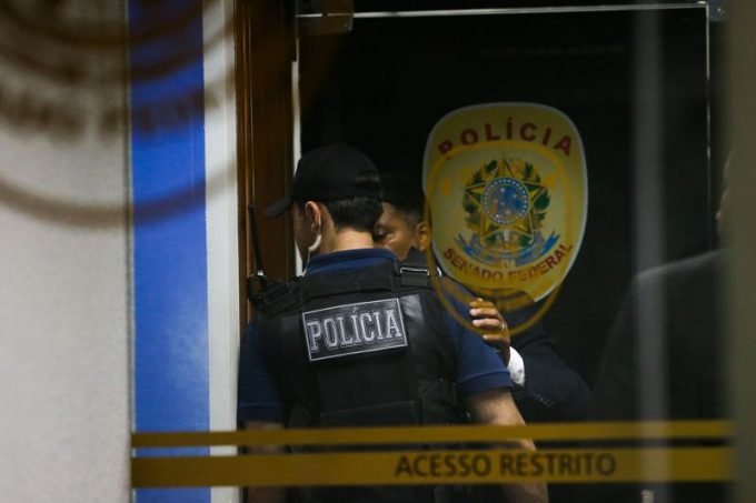 Polícia Federal: Maranhão, Piauí, Ceará, Paraíba, Tocantins, Amapá, Pará e Minas foram alvos de operação (José Cruz/Agência Brasil)
