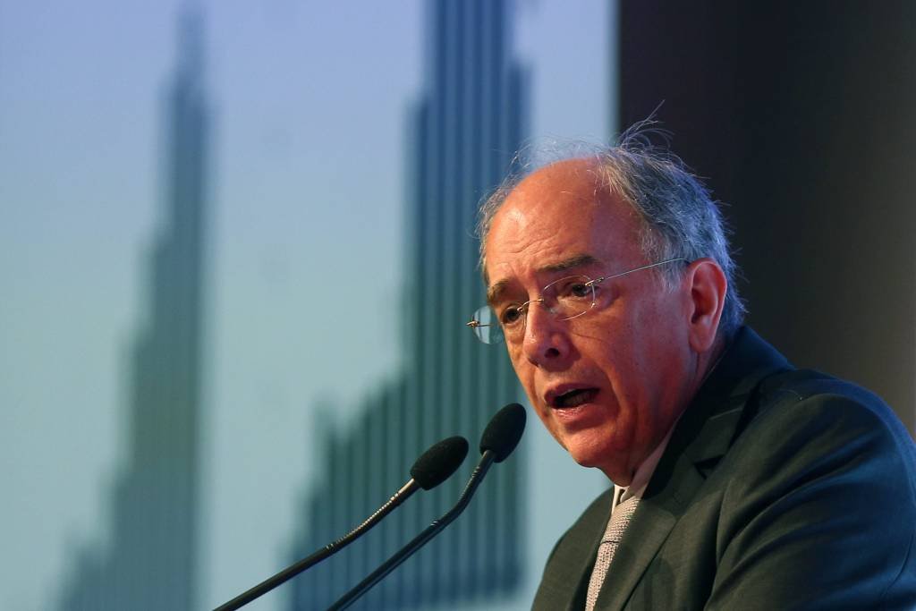Parente diz que Petrobras está em trajetória de recuperação