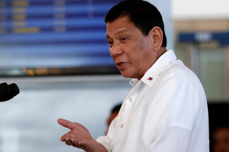 Rodrigo Duterte: o presidente filipino disse que espera que o Japão continue sendo uma importante parte da segurança marítima na região (Erik De Castro/Reuters)
