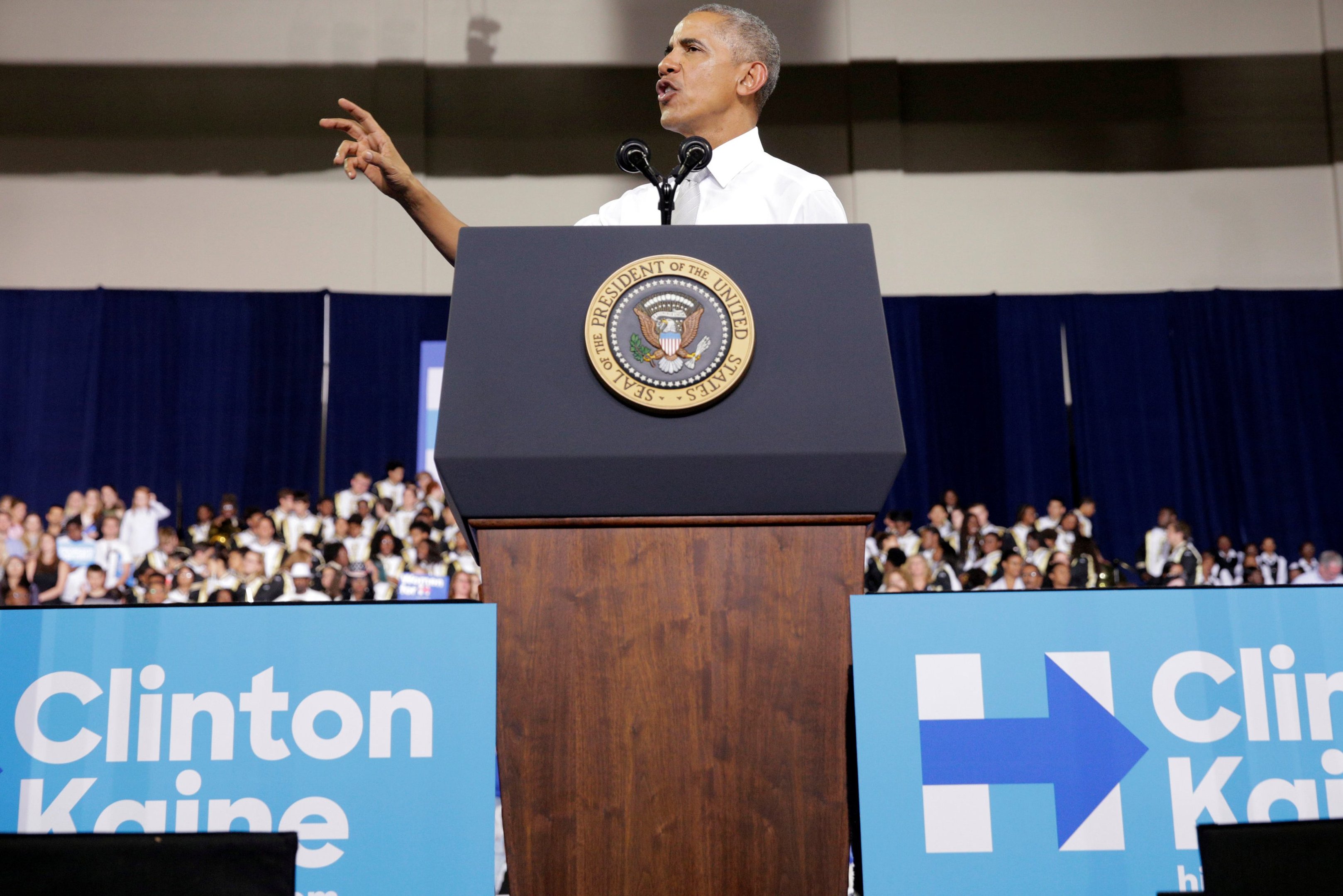 Obama passará semana em campanha por Hillary em estados indecisos